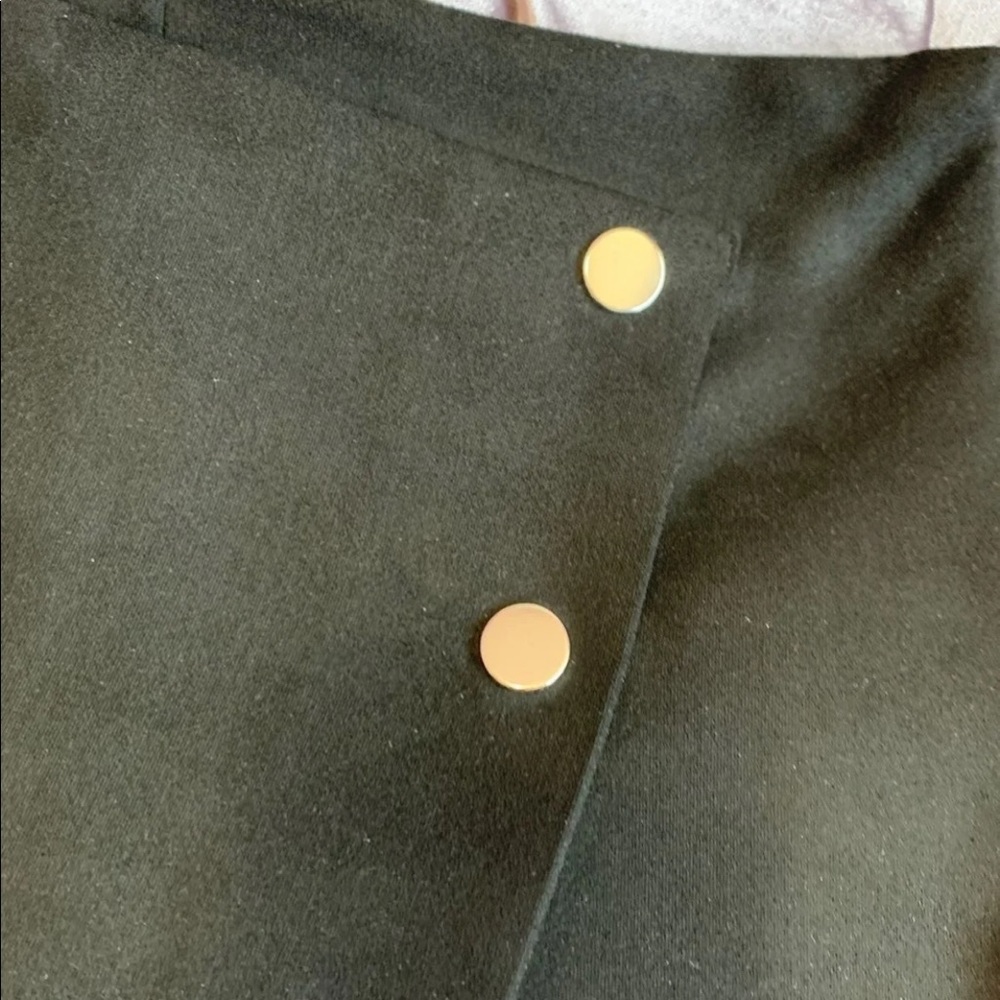 ZARA Shorts - Picture 2 of 5